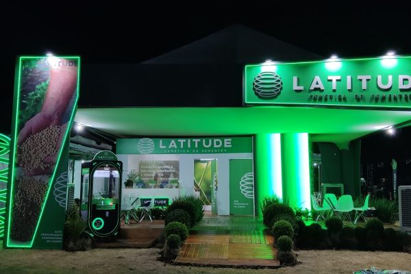 LATITUDE 4